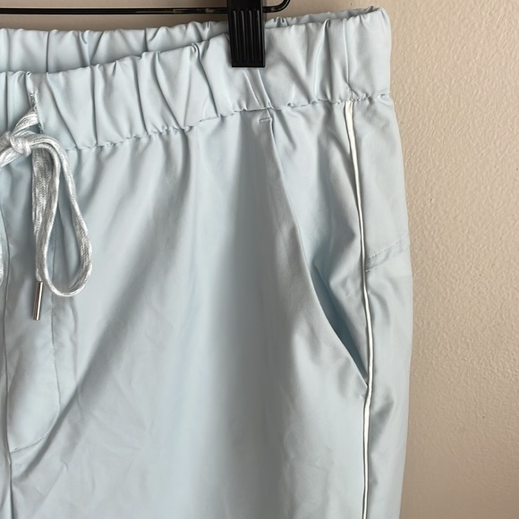 Maeve by Anthropologie track pants- size Medium - Picture 5 of 10